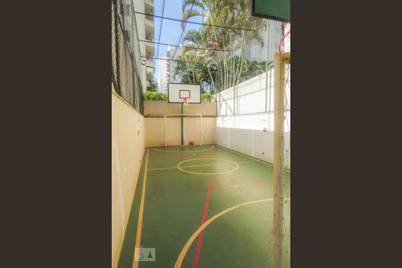 Apartamento à venda com 125m², 3 quartos e 2 vagas Apartamento à venda com 125m², 3 quartos e 2 vagasQuadra