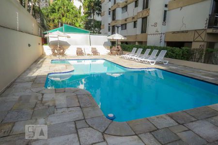 Apartamento à venda com 125m², 3 quartos e 2 vagas Apartamento à venda com 125m², 3 quartos e 2 vagasPiscina