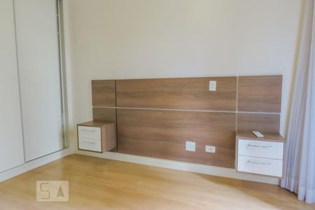 Apartamento à venda com 125m², 3 quartos e 2 vagas Apartamento à venda com 125m², 3 quartos e 2 vagasSuíte