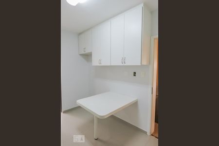 Apartamento à venda com 125m², 3 quartos e 2 vagas Apartamento à venda com 125m², 3 quartos e 2 vagasCozinha