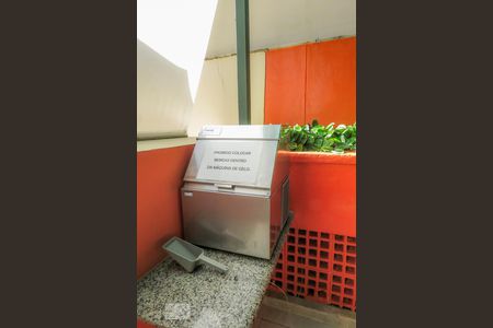 Apartamento à venda com 125m², 3 quartos e 2 vagas Apartamento à venda com 125m², 3 quartos e 2 vagasChurrasqueira