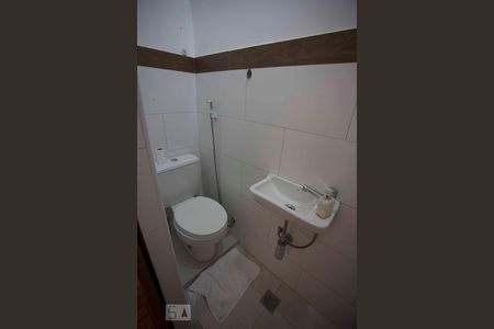 Banheiro de Serviço de apartamento à venda com 1 quarto, 40m² em Tijuca, Rio de Janeiro
