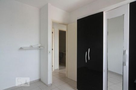 Quarto 2 de apartamento para alugar com 3 quartos, 65m² em Vila Carbone, São Paulo