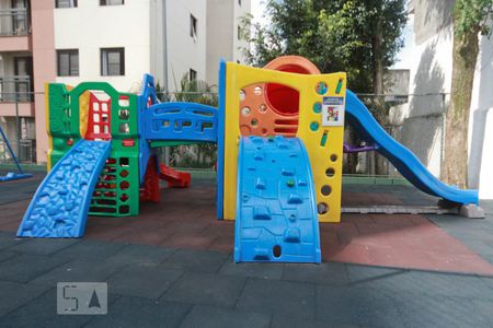 Apartamento para alugar com 65m², 3 quartos e 1 vagaÁrea Comum - Playground