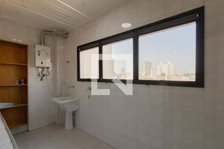 Apartamento para alugar com 129m², 4 quartos e 2 vagas Apartamento para alugar com 129m², 4 quartos e 2 vagasÁrea de Serviço