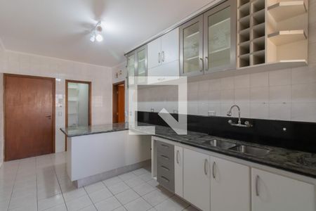 Apartamento para alugar com 129m², 4 quartos e 2 vagas Apartamento para alugar com 129m², 4 quartos e 2 vagasCozinha