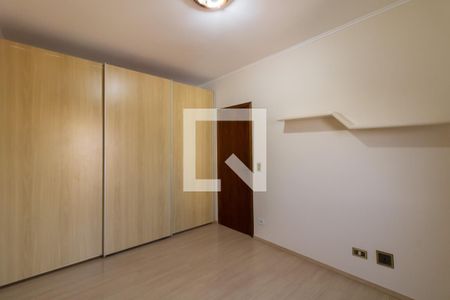 Apartamento para alugar com 129m², 4 quartos e 2 vagas Apartamento para alugar com 129m², 4 quartos e 2 vagasQuarto 2