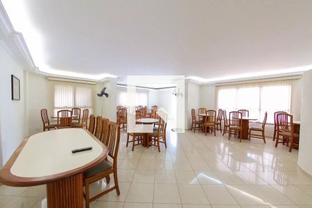 Apartamento para alugar com 129m², 4 quartos e 2 vagas Apartamento para alugar com 129m², 4 quartos e 2 vagasÁrea Comum - Salão de Festas