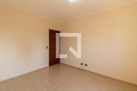 Apartamento para alugar com 129m², 4 quartos e 2 vagas Apartamento para alugar com 129m², 4 quartos e 2 vagasSuíte