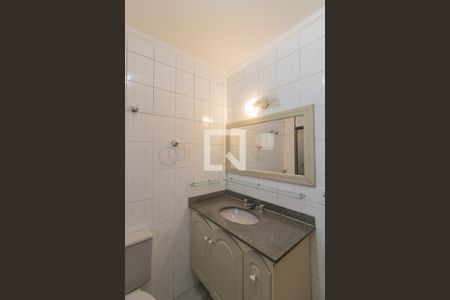 Apartamento para alugar com 129m², 4 quartos e 2 vagas Apartamento para alugar com 129m², 4 quartos e 2 vagasBanheiro