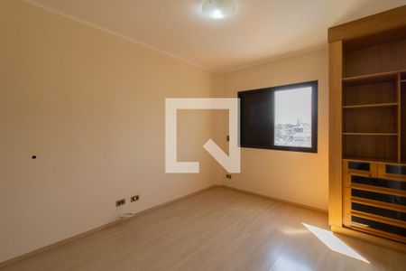 Apartamento para alugar com 129m², 4 quartos e 2 vagas Apartamento para alugar com 129m², 4 quartos e 2 vagasSuíte