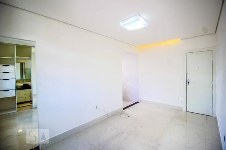 Sala de apartamento à venda com 1 quarto, 42m² em Cruzeiro, Belo Horizonte