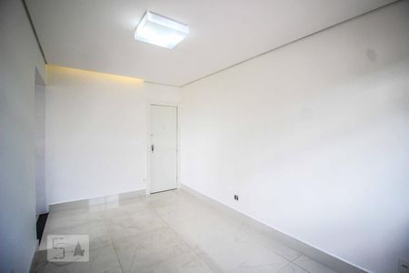Sala de apartamento à venda com 1 quarto, 42m² em Cruzeiro, Belo Horizonte