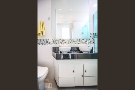 Apartamento à venda com 42m², 1 quarto e 1 vagaBanheiro Suíte