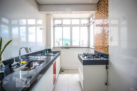 Cozinha e Área de Serviço de apartamento à venda com 1 quarto, 42m² em Cruzeiro, Belo Horizonte