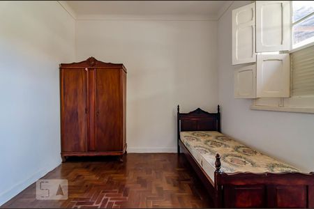 Quarto de kitnet/studio para alugar com 1 quarto, 70m² em Sagrada Família, Belo Horizonte