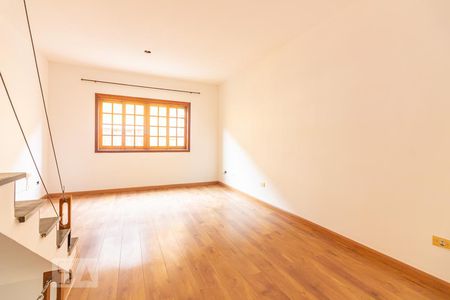 Casa de condomínio para alugar com 80m², 2 quartos e 2 vagasSala