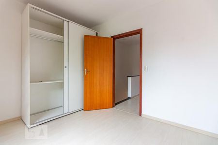 Quarto 1 de casa de condomínio à venda com 2 quartos, 80m² em Vila Gomes, São Paulo