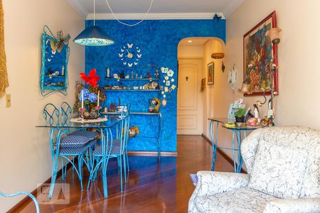 Apartamento à venda com 65m², 2 quartos e 1 vaga Apartamento à venda com 65m², 2 quartos e 1 vagaSala