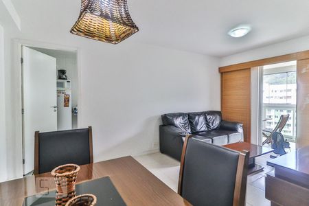 Apartamento para alugar com 2 quartos, 66m² em Jacarepaguá, Rio de Janeiro