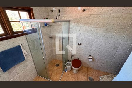 Casa para alugar com 440m², 8 quartos e 4 vagasBanheiro 2 Casa 1