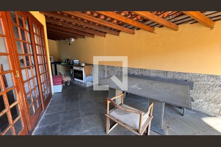 Casa para alugar com 440m², 8 quartos e 4 vagasChurrasqueira