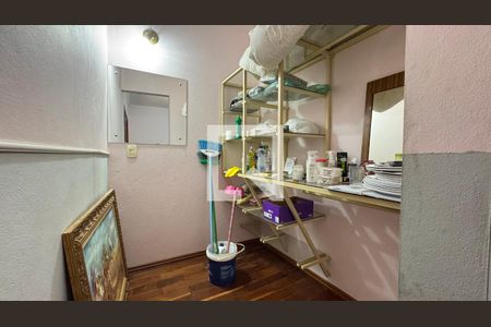 Casa para alugar com 440m², 8 quartos e 4 vagasCloset do quarto 2