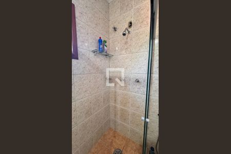 Casa para alugar com 440m², 8 quartos e 4 vagasBanheiro 2 Casa 1