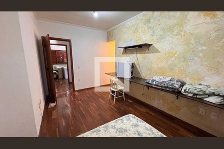 Casa para alugar com 440m², 8 quartos e 4 vagasQuarto 3 Casa 1