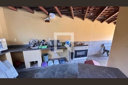 Casa para alugar com 440m², 8 quartos e 4 vagasChurrasqueira 