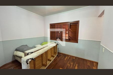 Casa para alugar com 440m², 8 quartos e 4 vagasQuarto 2 Casa 1