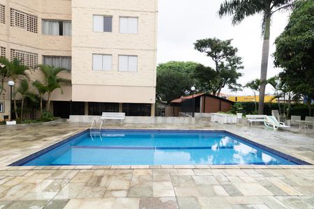 Apartamento à venda com 80m², 2 quartos e 1 vaga Apartamento à venda com 80m², 2 quartos e 1 vagaÁrea comum - Piscina