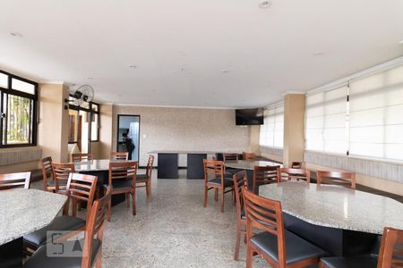 Apartamento à venda com 80m², 2 quartos e 1 vaga Apartamento à venda com 80m², 2 quartos e 1 vagaÁrea comum - Salão de festas