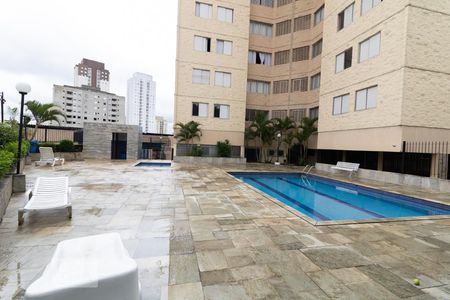 Apartamento à venda com 80m², 2 quartos e 1 vaga Apartamento à venda com 80m², 2 quartos e 1 vagaÁrea comum - Piscina