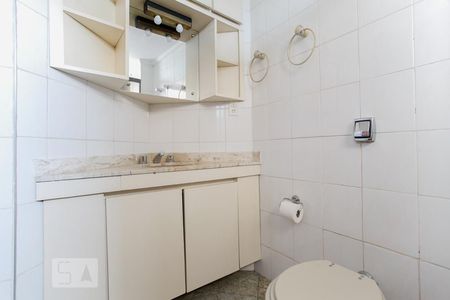 Apartamento à venda com 94m², 3 quartos e 3 vagasBanheiro da Suíte 1