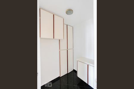 Apartamento à venda com 94m², 3 quartos e 3 vagasQuarto de Serviço 