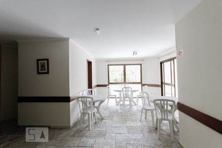 Apartamento à venda com 94m², 3 quartos e 3 vagasÁrea comum - Salão de festas