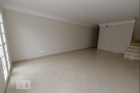 Sala de casa para alugar com 3 quartos, 212m² em Jardim Santa Clara, Guarulhos