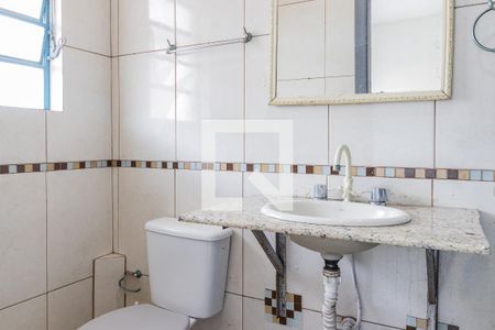 Banheiro de apartamento para alugar com 1 quarto, 50m² em Sarandi, Porto Alegre