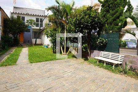 Quintal de casa para alugar com 2 quartos, 70m² em Jardim Monte Kemel, São Paulo