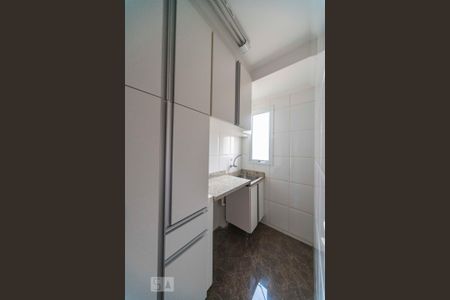 Área de Serviço de apartamento para alugar com 3 quartos, 97m² em Campestre, Santo André