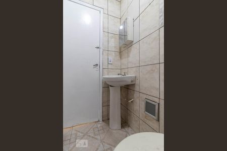 Casa para alugar com 80m², 2 quartos e sem vaga Casa para alugar com 80m², 2 quartos e sem vagaBanheiro