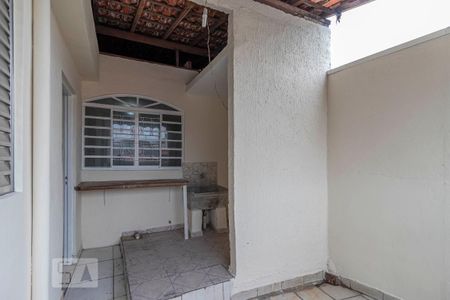 Casa para alugar com 80m², 2 quartos e sem vaga Casa para alugar com 80m², 2 quartos e sem vagaÁrea de Serviço