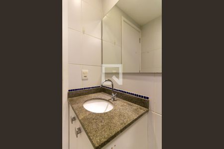 Apartamento à venda com 33m², 1 quarto e sem vagaBanheiro