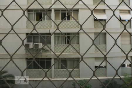 Vista de apartamento à venda com 2 quartos, 100m² em Itaim Bibi, São Paulo