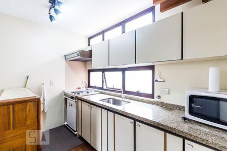 Cozinha de apartamento à venda com 1 quarto, 40m² em Jardim Paulista, São Paulo