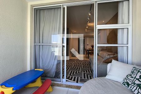 Apartamento para alugar com 189m², 3 quartos e 2 vagas Apartamento para alugar com 189m², 3 quartos e 2 vagasVaranda