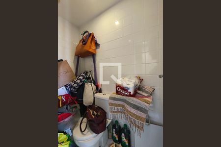 Apartamento para alugar com 189m², 3 quartos e 2 vagasBanheiro de serviço