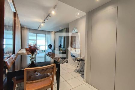 Apartamento para alugar com 189m², 3 quartos e 2 vagas Apartamento para alugar com 189m², 3 quartos e 2 vagasSala