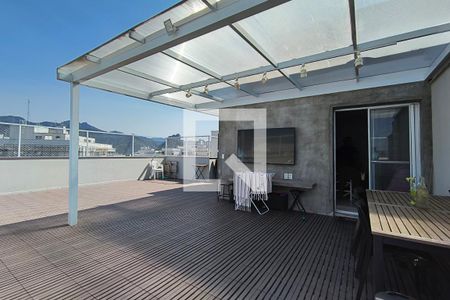 Apartamento para alugar com 189m², 3 quartos e 2 vagas Apartamento para alugar com 189m², 3 quartos e 2 vagasCobertura